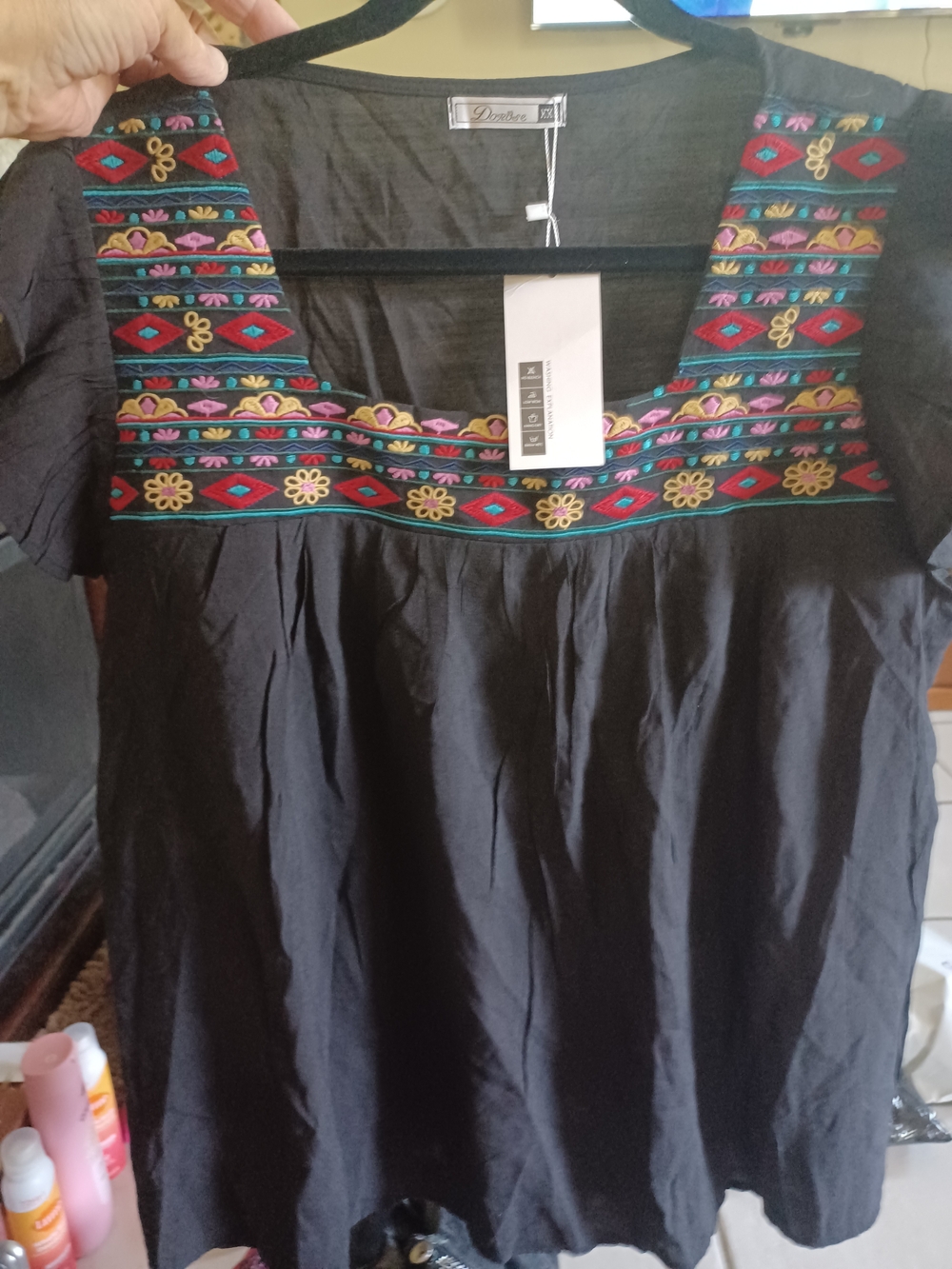 Dorose Black Short-Sleeve Tunic with Colorful Embroidery